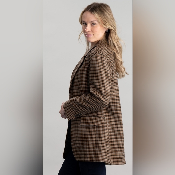 Profesional Brown and Black Checkered Double Breasted Plus Size Blazer - Picture 2 of 7